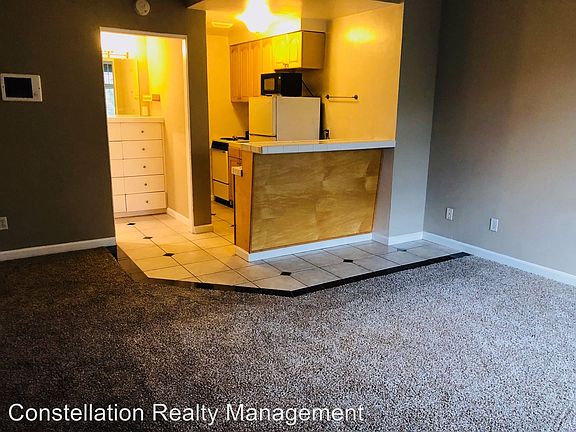 5th image of 3563 6th Ave APT 09