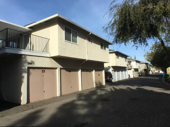 994 Westlynn Way APT 4, Cupertino, CA 95014