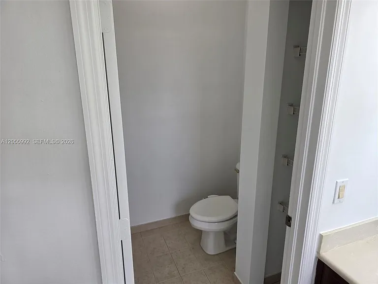 12745 SW 204th Ln — Photo 23