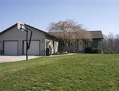 1st image of 801 E Lakewood Dr