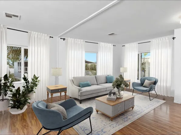 7326 San Bartolo St #220, Carlsbad, CA 92011