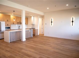 2940 Baltimore Ave #1502, Kansas City, MO 64108