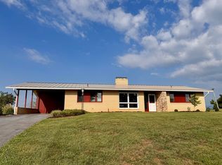 221 Grandview Dr, Harrisonburg, VA 22802