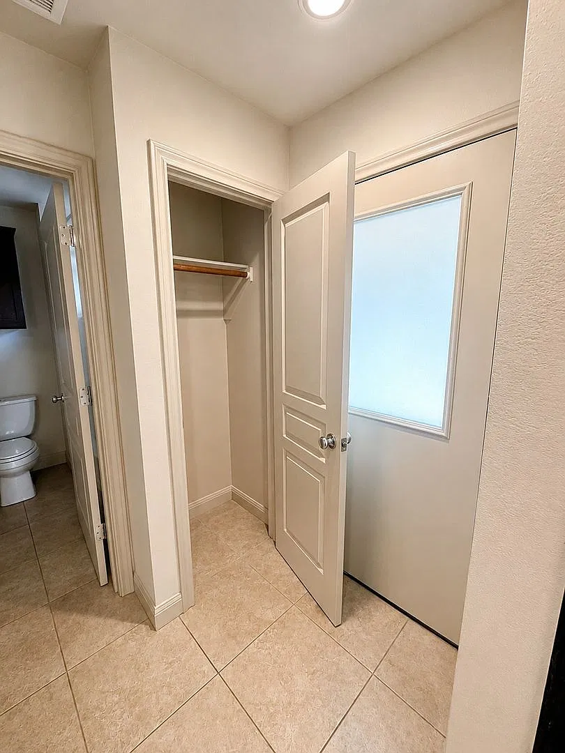 1bed/1bath Garage apartment close to UT campus — Photo 2