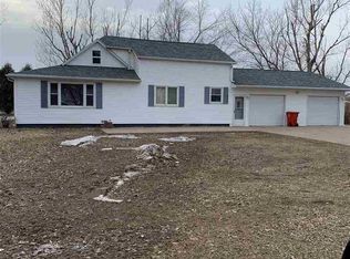 820 8th St, Hudson, SD 57034