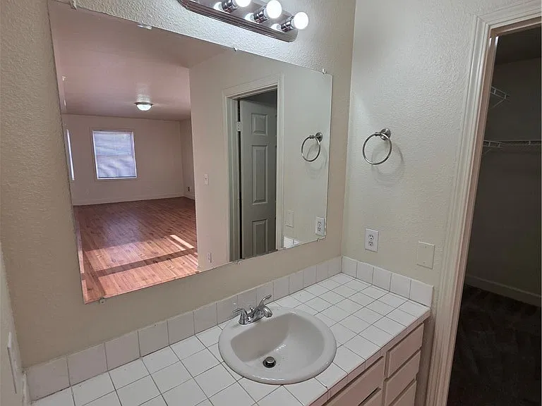 1590 Mustang Dr — Photo 18
