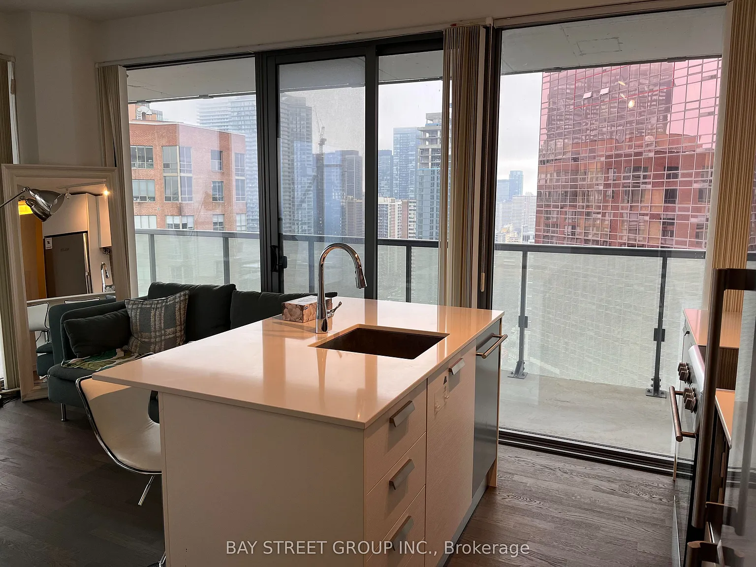 2 bed, $3,250 — Photo 1