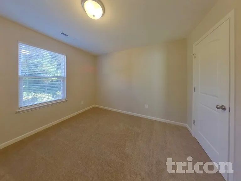 2729 Stonefield Crossing Dr — Photo 13