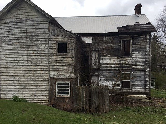 2nd image of 135 S Madison Ave