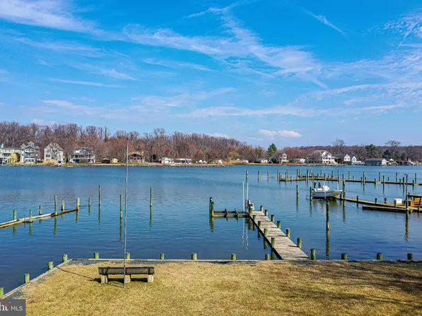 733 Seneca Garden Rd, Middle River, MD 21220