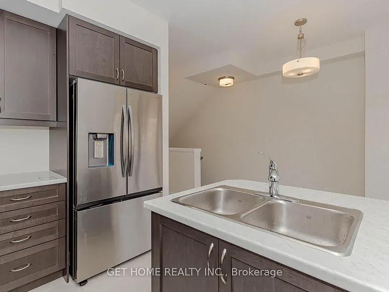 620 Colborne St W #3 — Photo 5