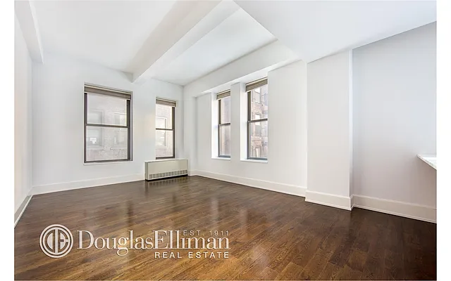 Rented by Douglas Elliman | media 19