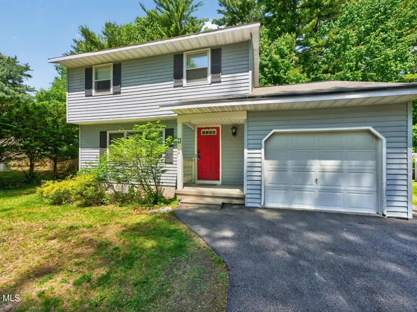 11 Plum Poppy S, Malta, NY 12020