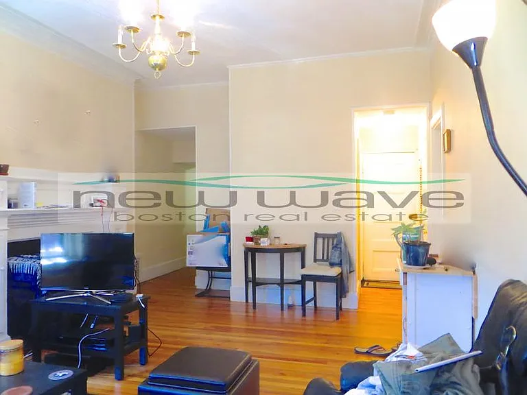 206 Commonwealth Ave #8 — Photo 2
