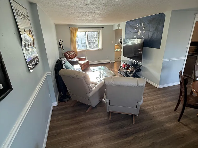 649 Albert St #5 — Photo 14