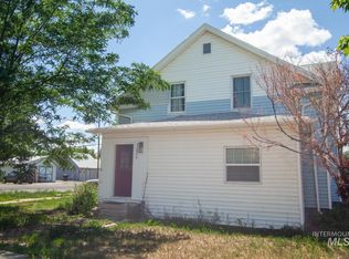 245 Nevada St, Gooding, ID 83330