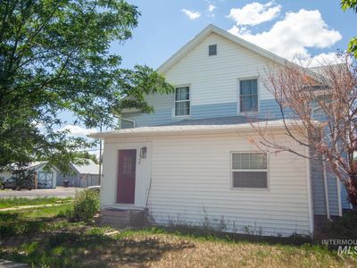 245 Nevada St, Gooding, ID, 83330