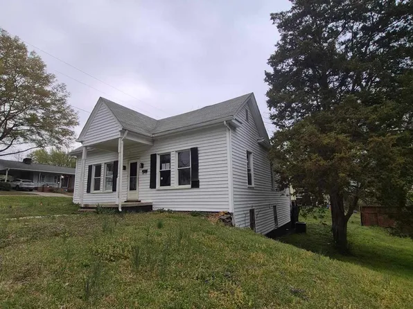 1335 Washington Ave, South Boston, VA 24592