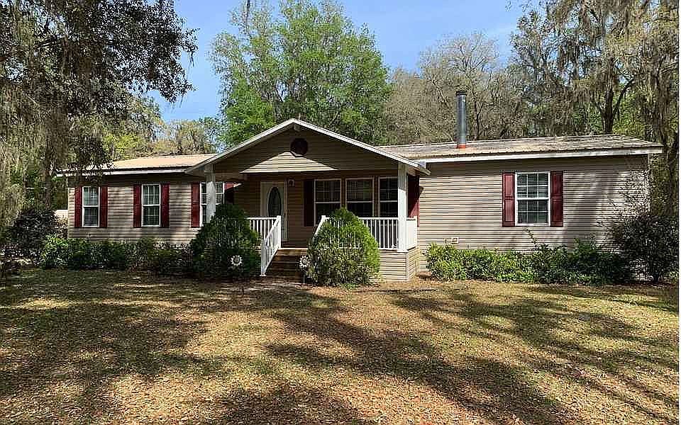 1st image of 271 SW Al Jernon Ct