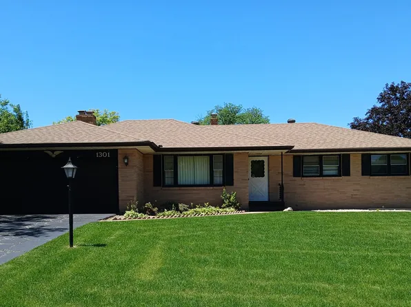 1301 Easton Pkwy, Rockford, IL 61108