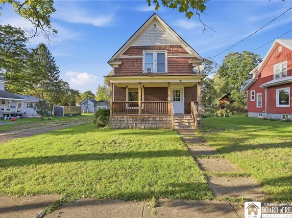 50 1st Ave, Franklinville, NY 14737