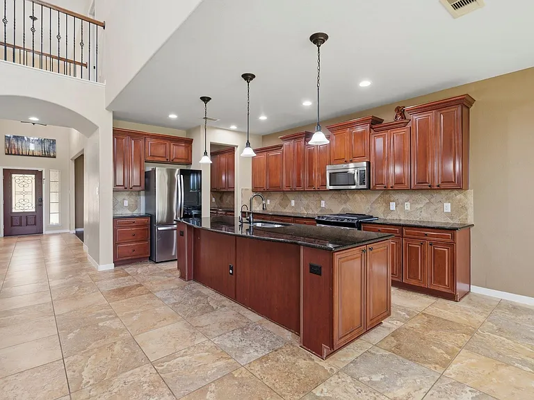 25907 Foxrun Vista Dr — Photo 15