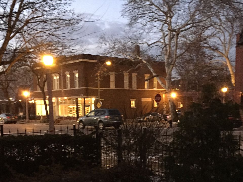 2nd image of 4620-4622 McPherson Ave