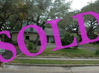 1407 Shadyside Dr, Rockport, TX 78382
