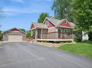 5 Pine Dr, Circle Pines, MN 55014