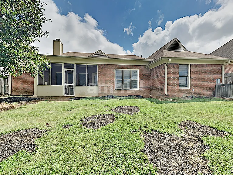 1507 Cider House Ln — Photo 16