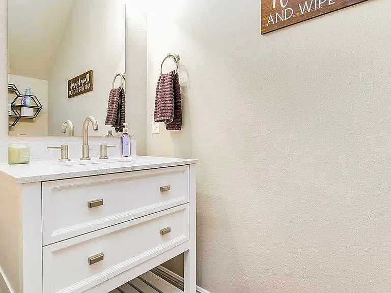 9820 Nature Creek Blvd — Photo 6