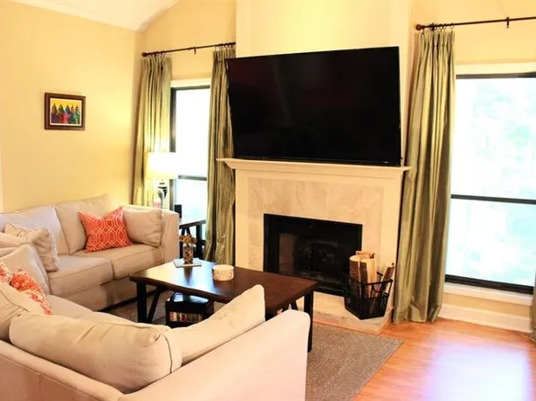 810 Lismore SE, Smyrna, GA 30080