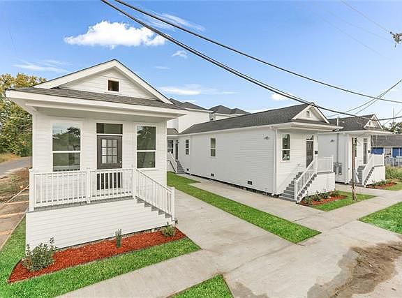 5th image of 3206 Hollygrove St
