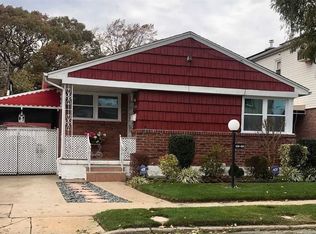 12908 232nd St, Springfield Gardens, NY 11413