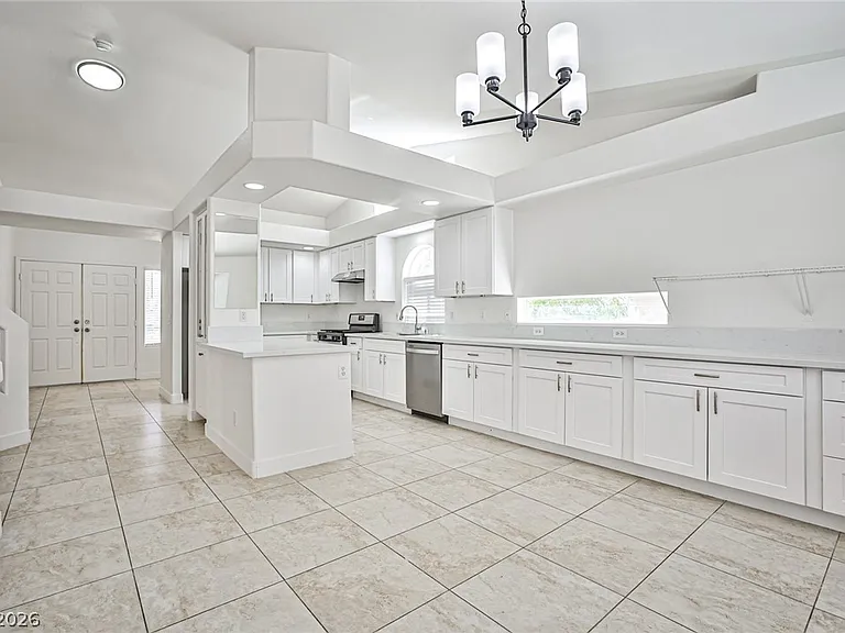 9692 Cathedral Stairs Ct — Photo 3