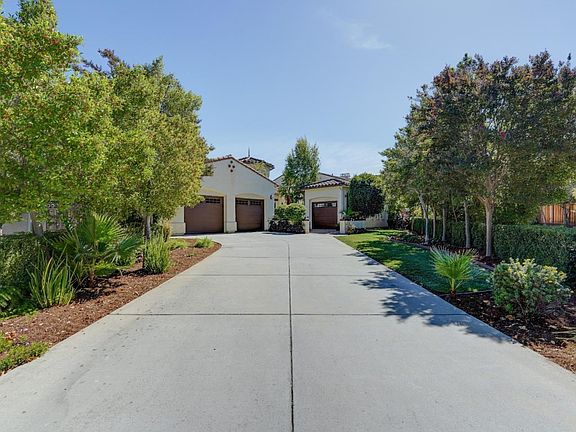 2nd image of 7434 Aberdeen Ct