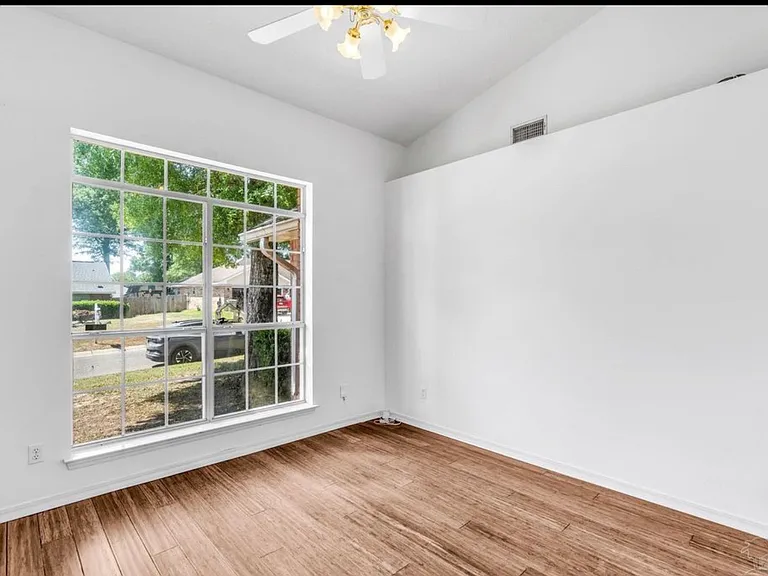 1764 Condor Dr — Photo 4