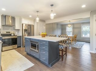 35 Barnstable Rd, Norfolk, MA 02056