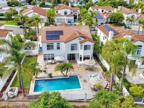 4928 Alameda Dr, Oceanside, CA 92056