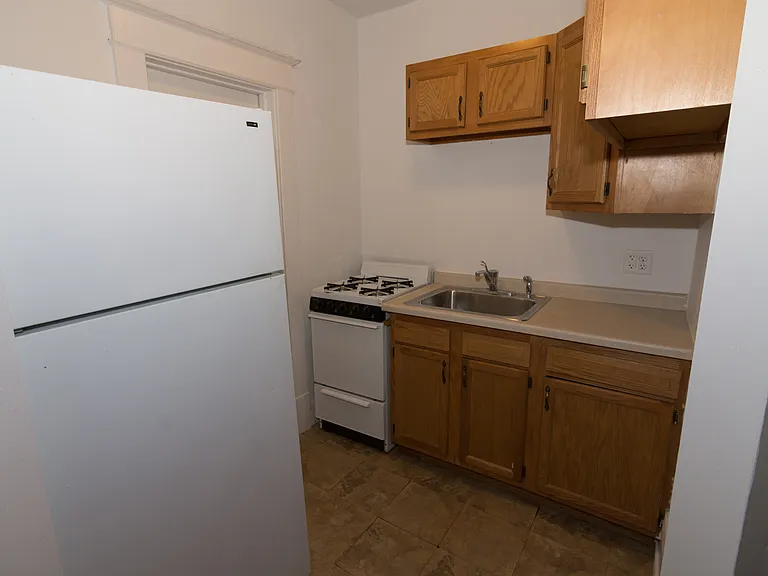 Blaisdell Avenue Apartments — Photo 20