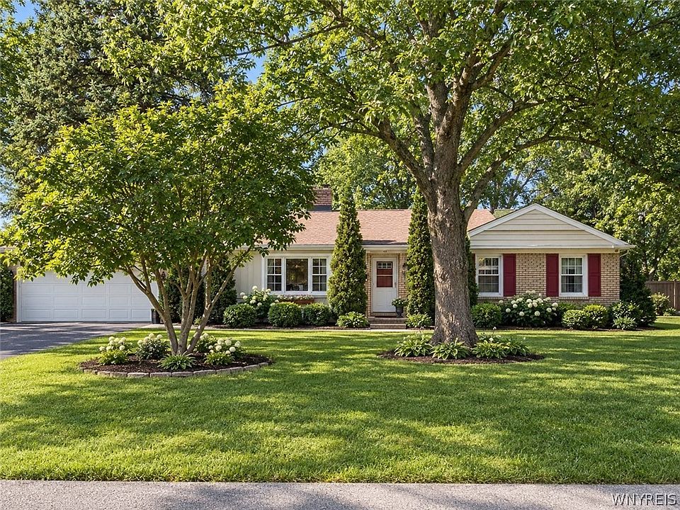 1st image of 421 Morgan Dr