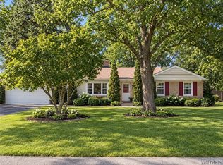 421 Morgan Dr, Lewiston, NY 14092