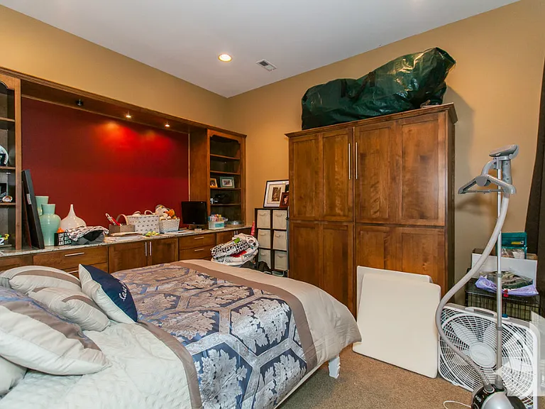 1357 W Grand Ave #4 — Photo 9