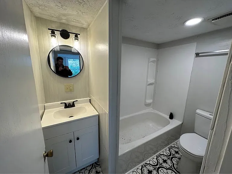 402 W Main St #2 — Photo 6