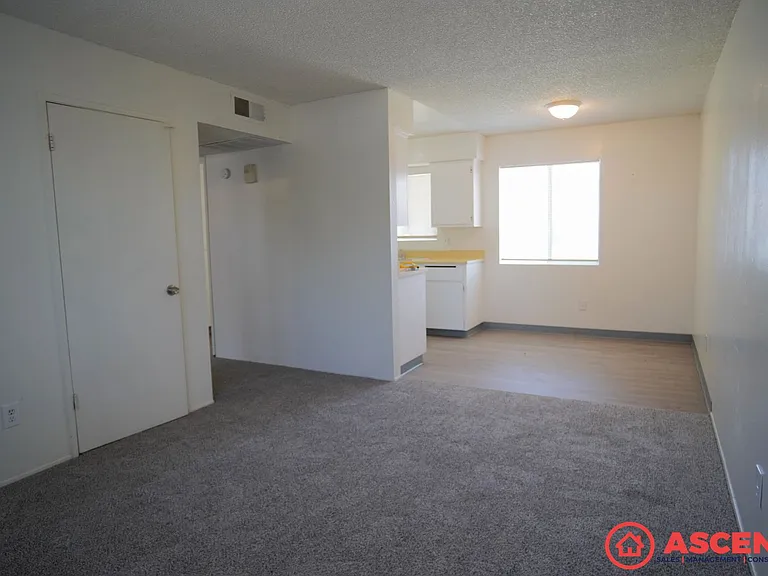 1849 Golden State Ave — Photo 2