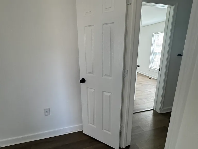 227 Lewis St — Photo 21