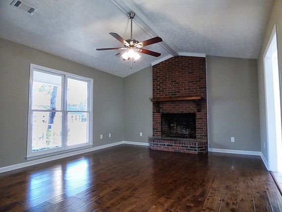 3rd image of 383 Lee Road 917