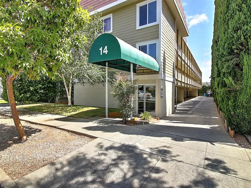 14 Highland Ave #11