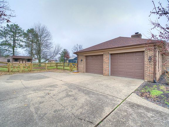 5th image of 8138 Woodcreek Dr