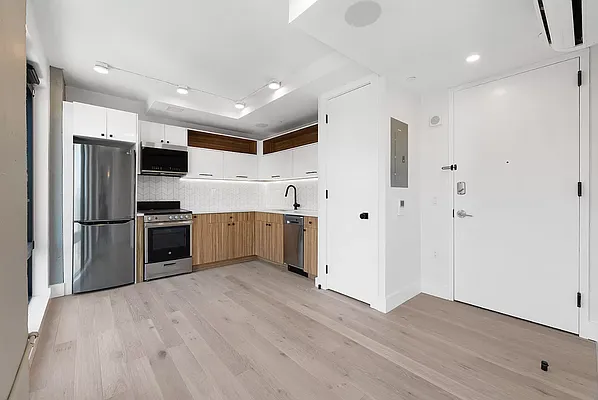 Rented by REAL New York | media 26